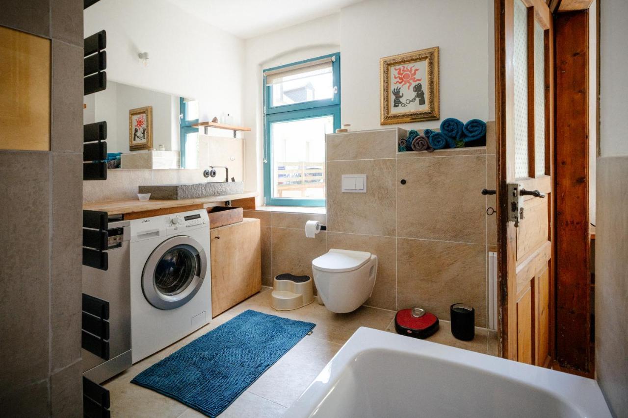 The Upholstery Tinyhouse Deluxe Eco Chalet Kreativ Citynah Chemnitz Dış mekan fotoğraf