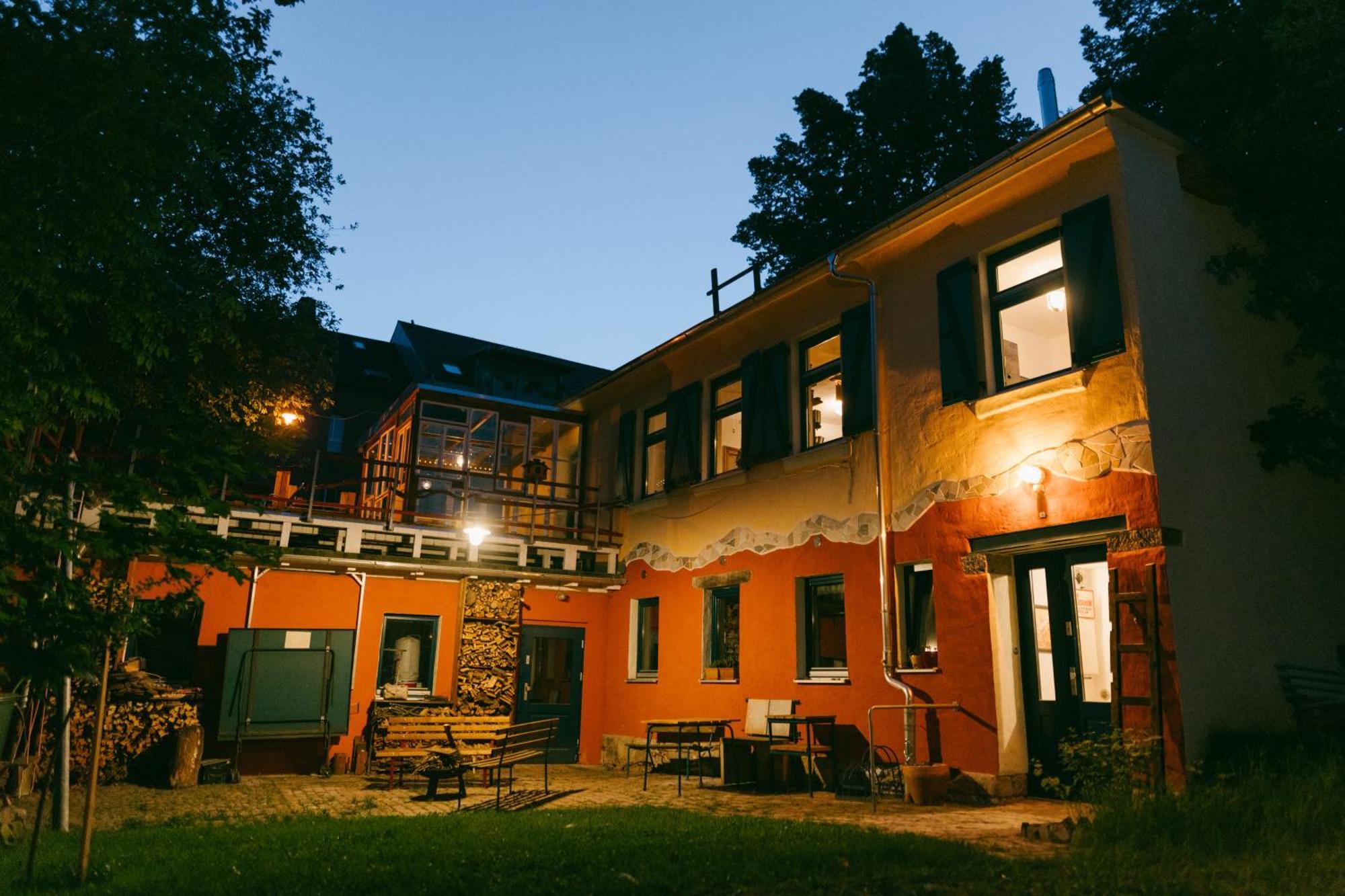 The Upholstery Tinyhouse Deluxe Eco Chalet Kreativ Citynah Chemnitz Dış mekan fotoğraf